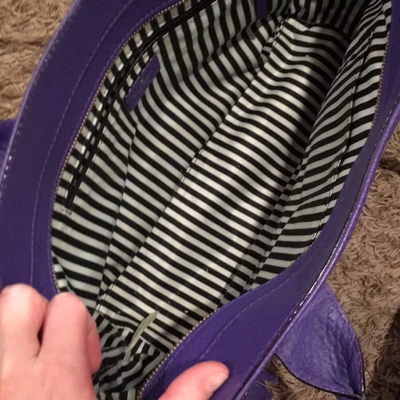 Kate Spade purple handbag - Picture 2 of 2